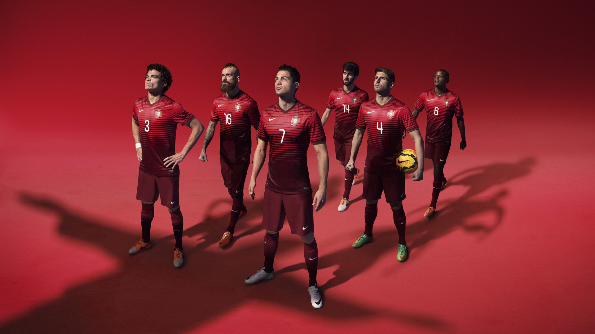 欧洲杯终极对决：战术布局中的精彩点睛，欧洲杯绝配